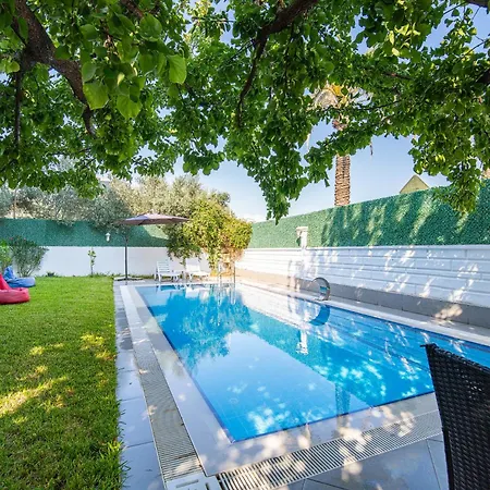 W Priv. Pool Garden - W Ac أنطاليا
